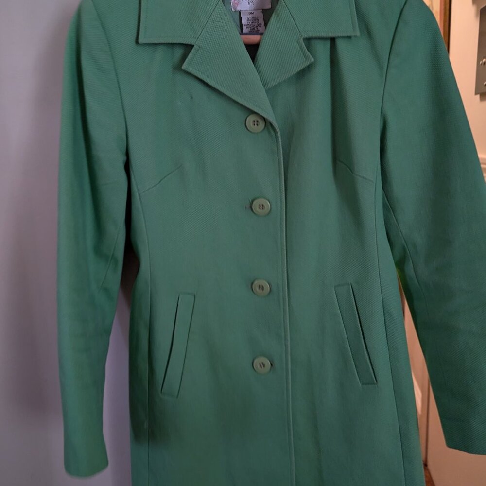 LIME GREEN LIGHT WEIGHT SPORTY CAR COAT